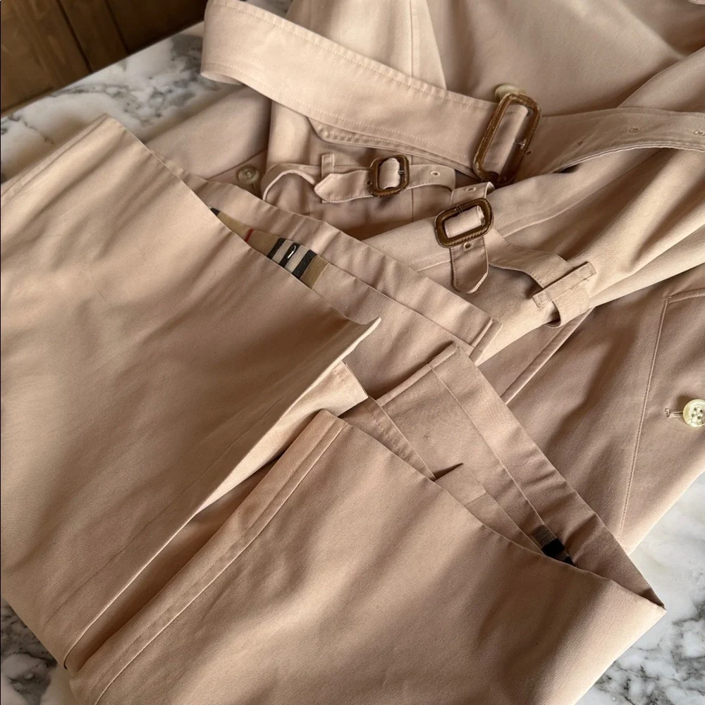 Burberry’s Waterloo Harataige Classic Vintage Beige Trench Coat Women’s 42 long - Picture 12 of 16